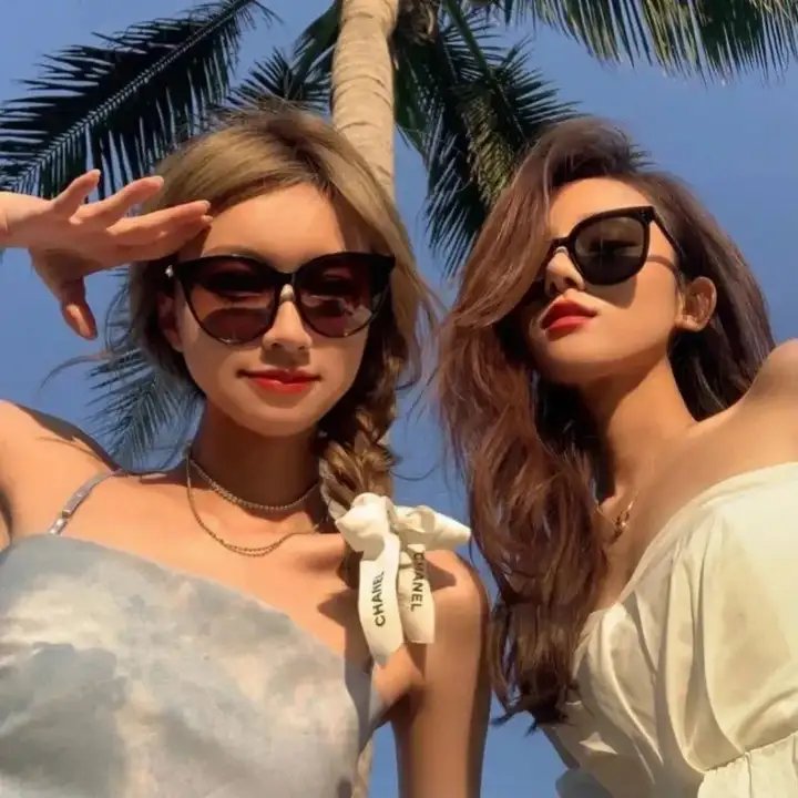 北极百货的秋乃小姐